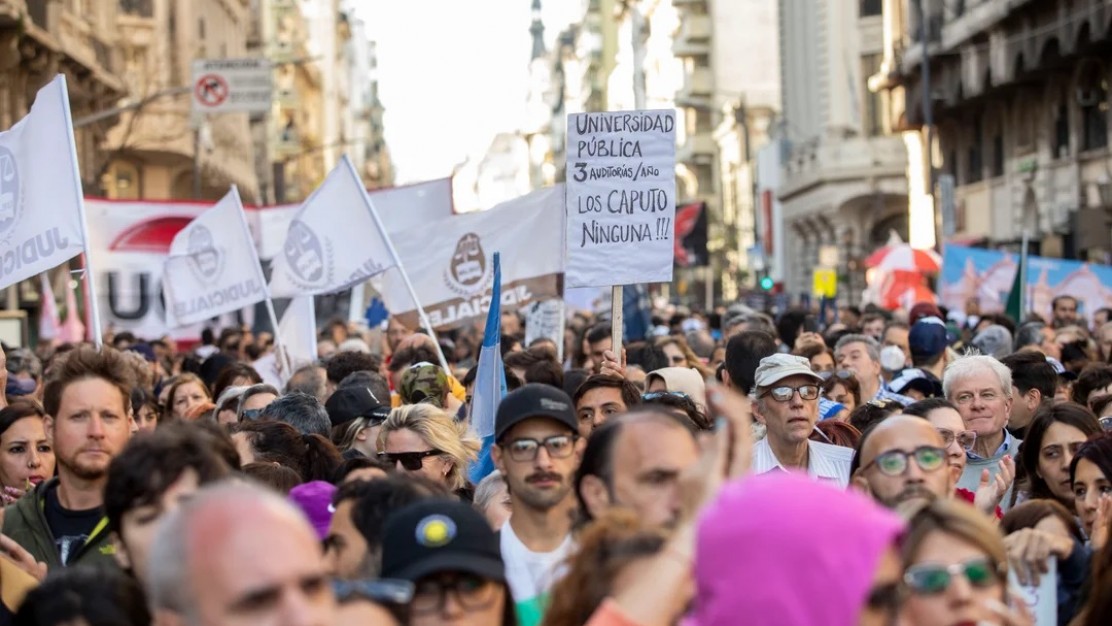 Universidades: el Gobierno busca evitar una nueva marcha federal con una convocatoria a rectores en mayo
