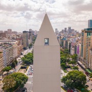 ¿Cómo es la visita al mirador del Obelisco que incorporó la plataforma líder mundial de excursiones?