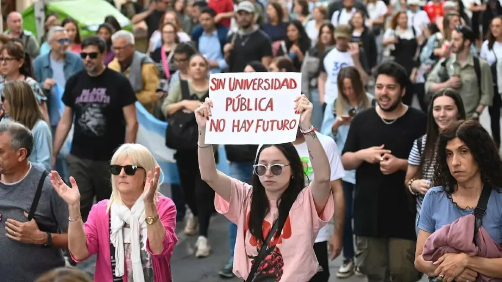 Universidades vuelven a marchar en todo el país