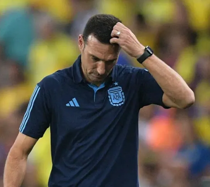 ¿Problema para Scaloni? Un campeón del mundo encendió alarmas en la Selección
