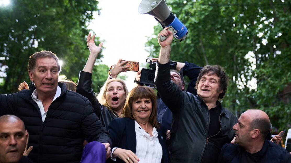 El Gobierno ignora la marcha y profundiza el recorte
