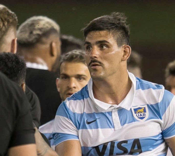 La UAR separó al capitán de Los Pumas y otros dos jugadores por sus expresiones racistas, xenófobas y clasistas