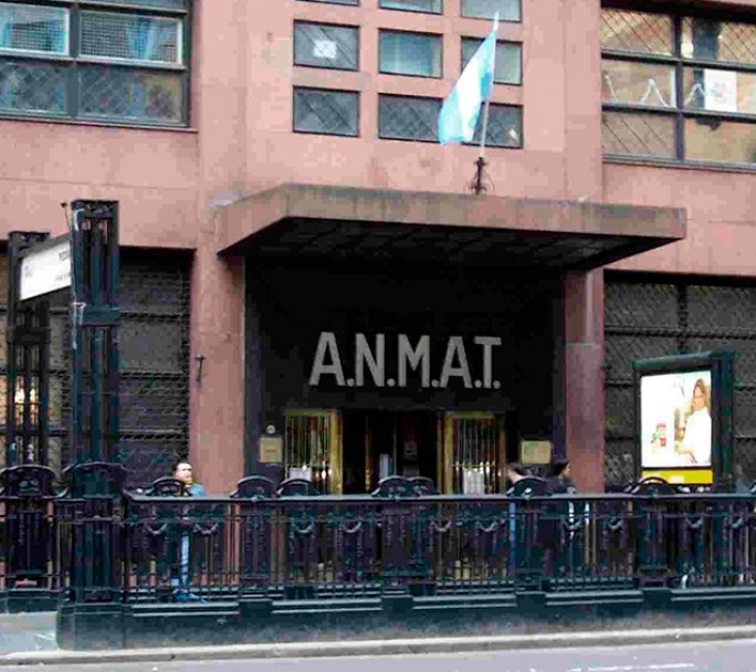 Pfizer y BioNTech iniciaron los trámites para registrar su vacuna en el país