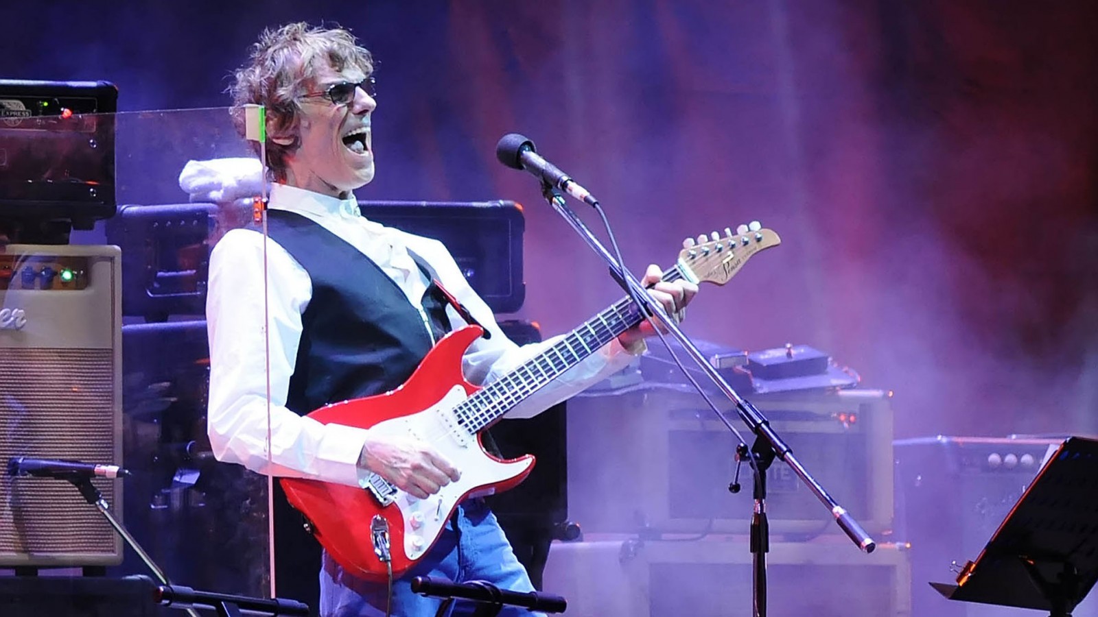 Lanzan un disco que fusiona las canciones de Spinetta con sonidos de la India