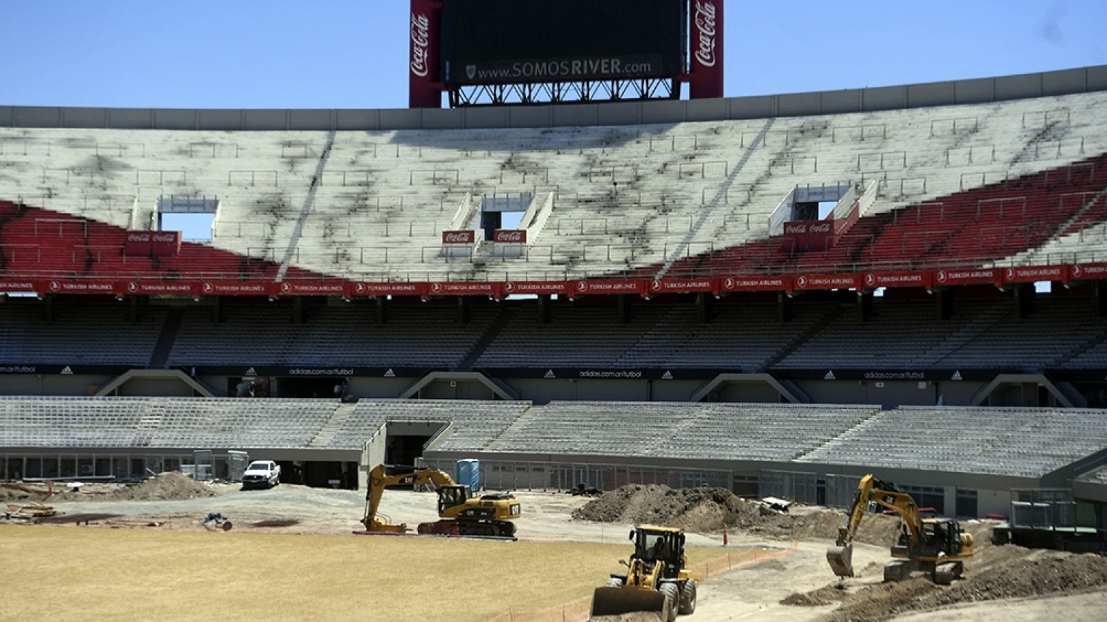 El Monumental ya tiene césped inteligente y se estrenará en febrero