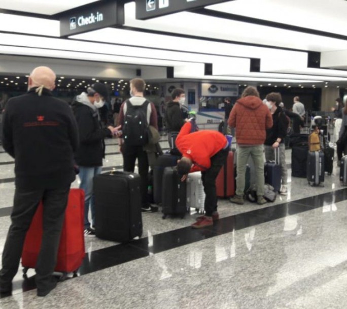 Evalúan el cierre del Aeropuerto de Ezeiza por temor al rebrote y la nueva cepa