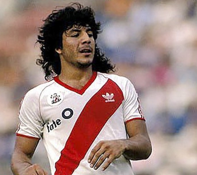 El recuerdo del "Búfalo" Juan Gilberto Funes, a 29 años de su muerte