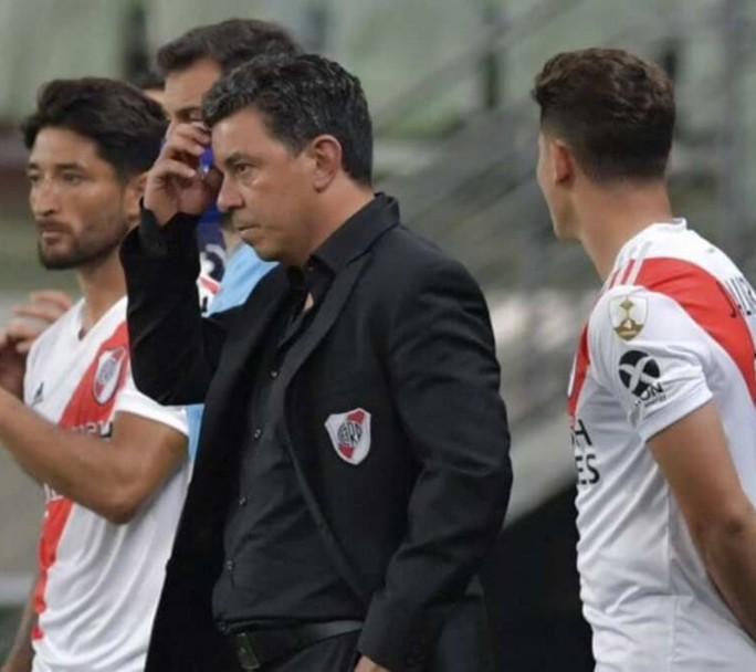 River aplastó a Palmeiras, pero no le alcanzó y quedó afuera de la Copa