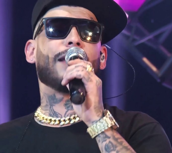 Insólito: Ulises Bueno confesó que no soporta su canción más popular