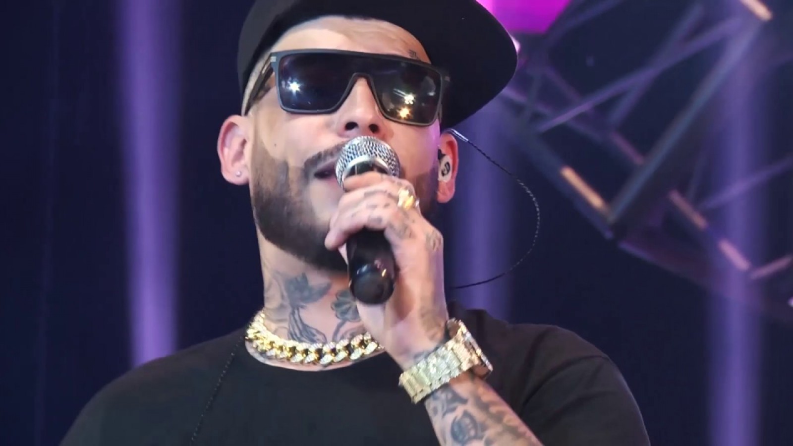 Insólito: Ulises Bueno confesó que no soporta su canción más popular