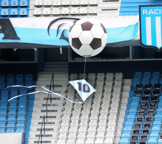 El Gobierno se opone a la vuelta del público propuesta por AFA: "No es prudente"