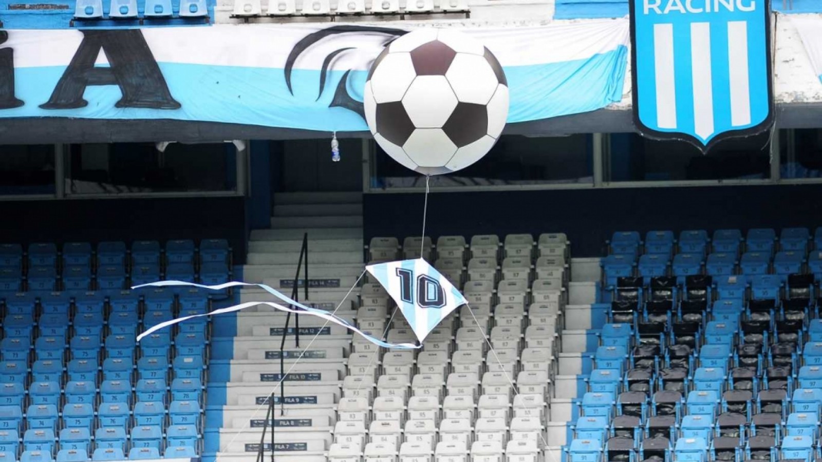 El Gobierno se opone a la vuelta del público propuesta por AFA: "No es prudente"