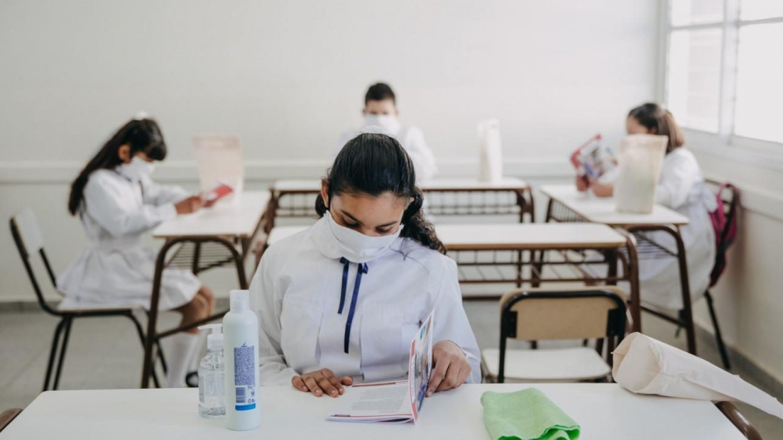 Tras 11 meses, vuelven las clases presenciales en cuatro distritos del país