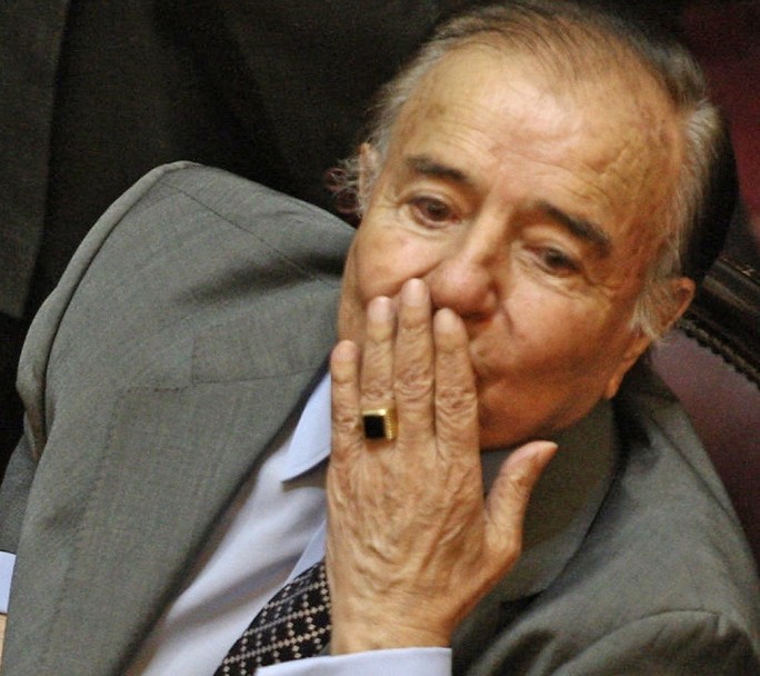 La familia de Menem ofrece una recompensa por el anillo robado