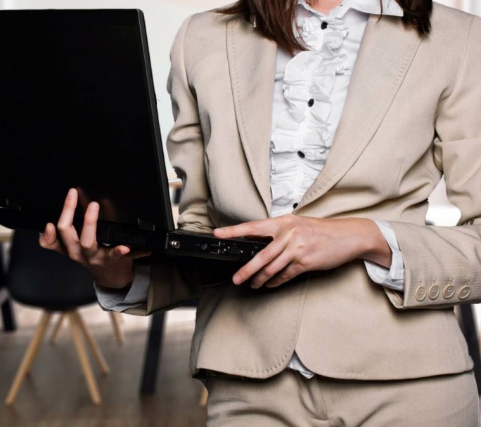 Crece la participación de mujeres en las empresas, pero a ritmo lento