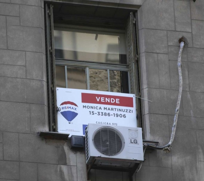 Fuerte caída de los precios de los departamentos porteños