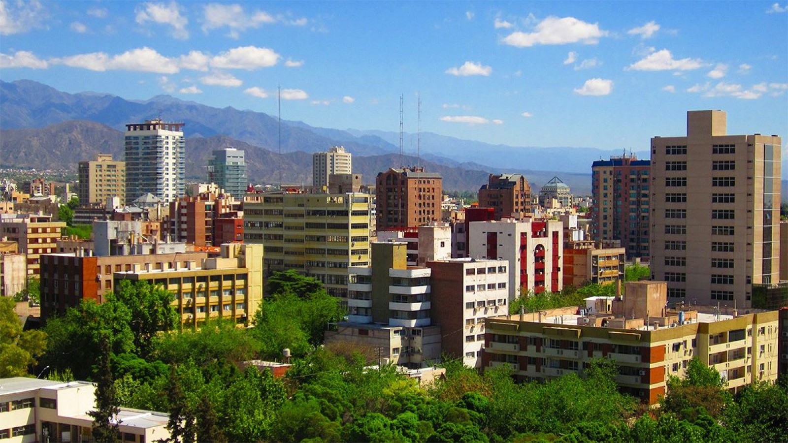 Un fuerte sismo en el sur de San Juan hizo temblar la ciudad de Mendoza
