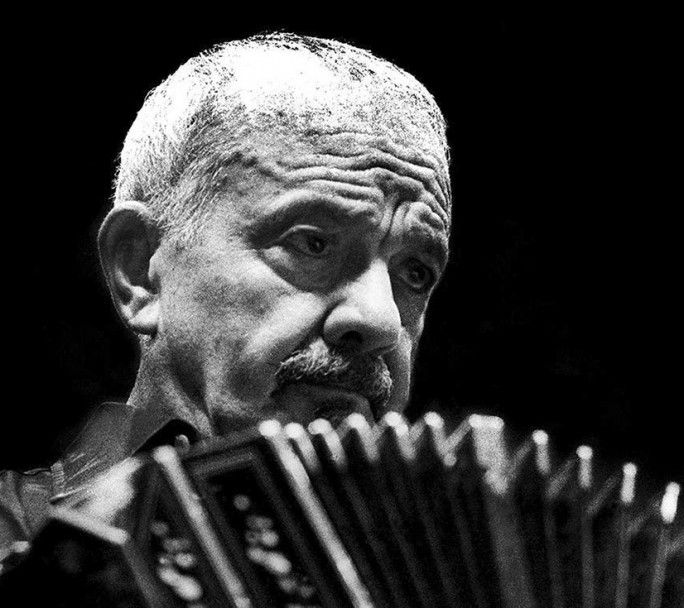 La zigzagueante relación de Piazzolla con el rock argentino