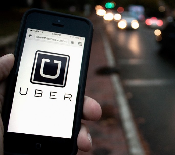 Uber pagará salario mínimo y vacaciones a sus conductores en Reino Unido