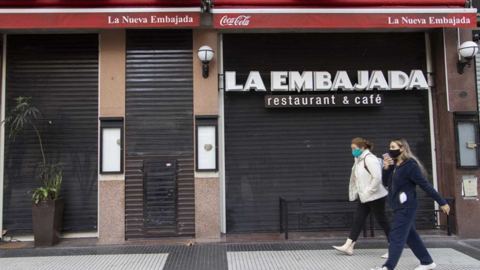 Dueños de hoteles y restaurantes, con máxima "alerta, preocupación e incertidumbre"