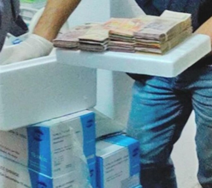 Detienen a enfermeros por robar vacunas contra el coronavirus