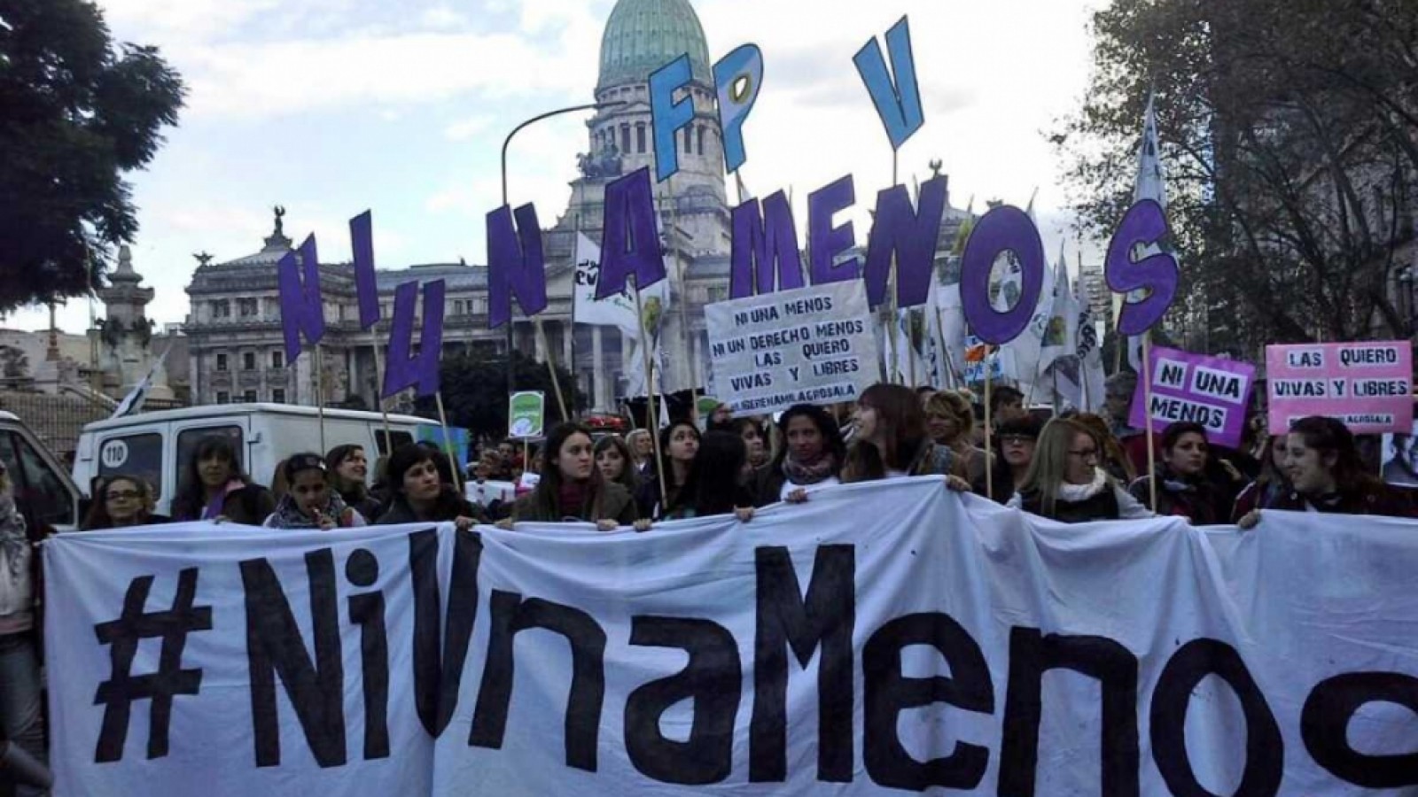 Anulan una condena a doce años contra una mujer que prendió fuego a su pareja