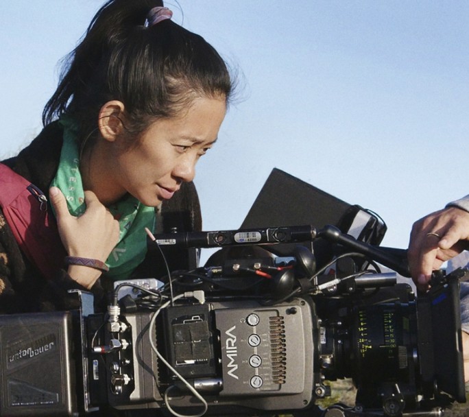 Chloe Zhao y su película "Nomadland", grandes ganadoras