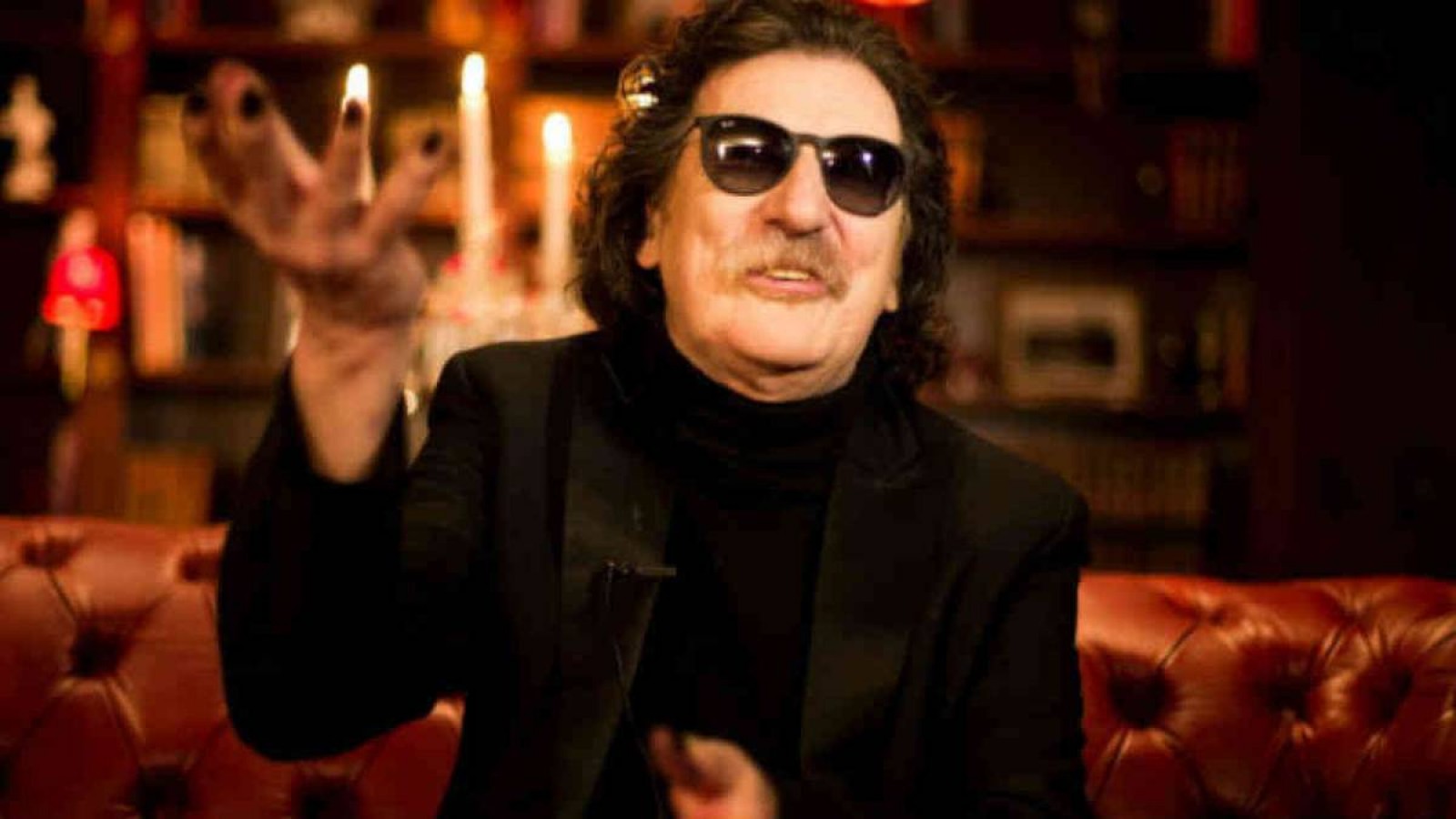 "Charly" García recibió la primera dosis de la vacuna contra el Covid-19