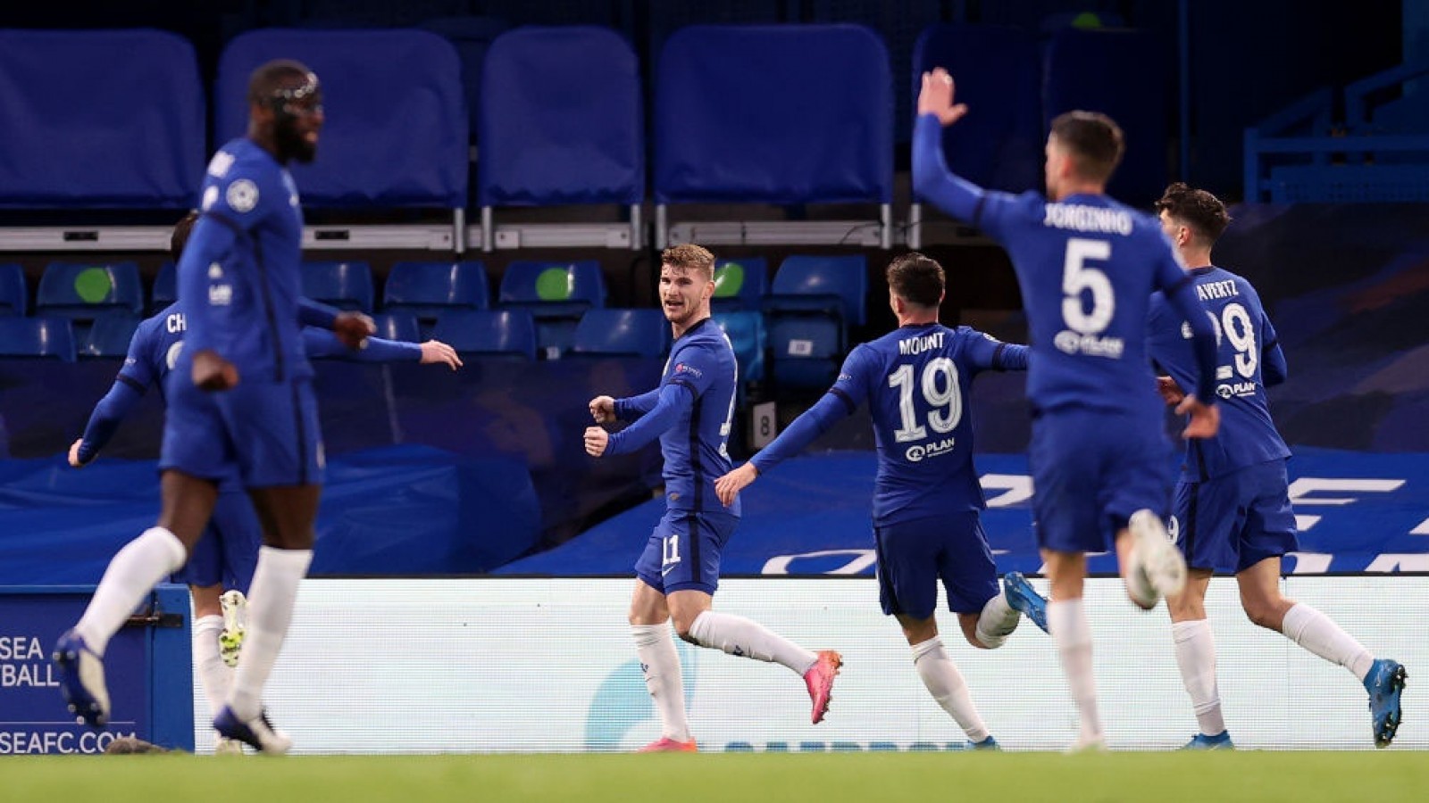 Chelsea fue efectivo frente al Real Madrid y es el otro finalista