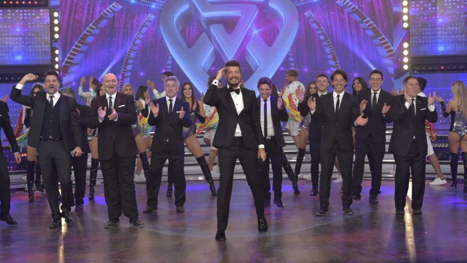 Tras un año de ausencia, Tinelli volvió con ShowMatch, La Academia