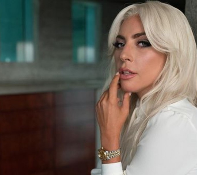 Lady Gaga contó que quedó embarazada tras haber sido violada a los 19 años