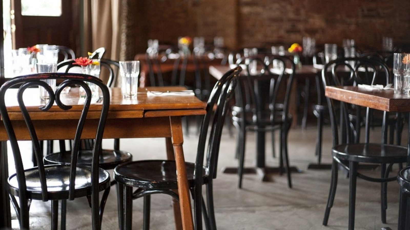 Casi 12 mil restaurantes y hoteles cerraron en el país por la pandemia