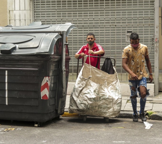 Más de la cuarta parte de los porteños es pobre y menos de la mitad de clase media