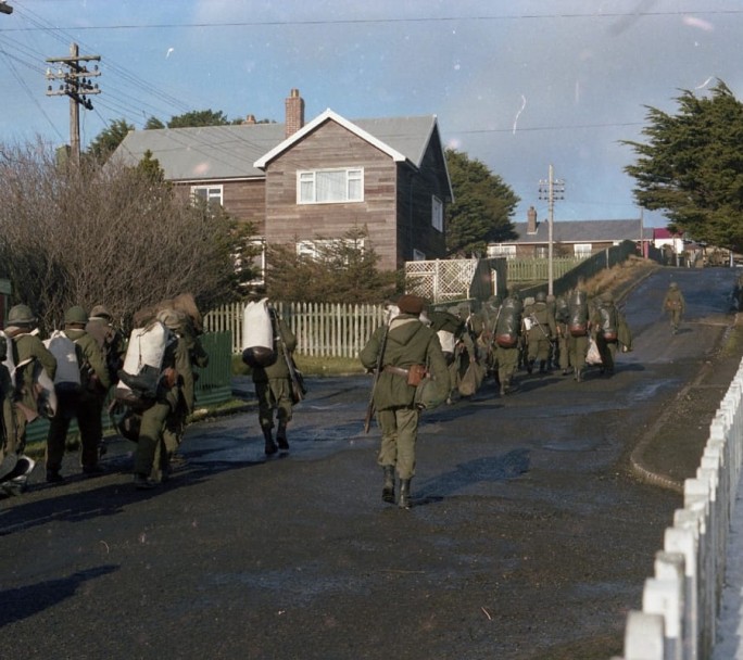 Después de 39 años, un ex combatiente recibió las fotos que había sacado en Malvinas