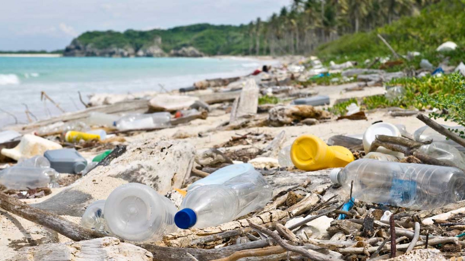 El plástico sigue dando que hablar en el mundo y la contaminación no se detiene