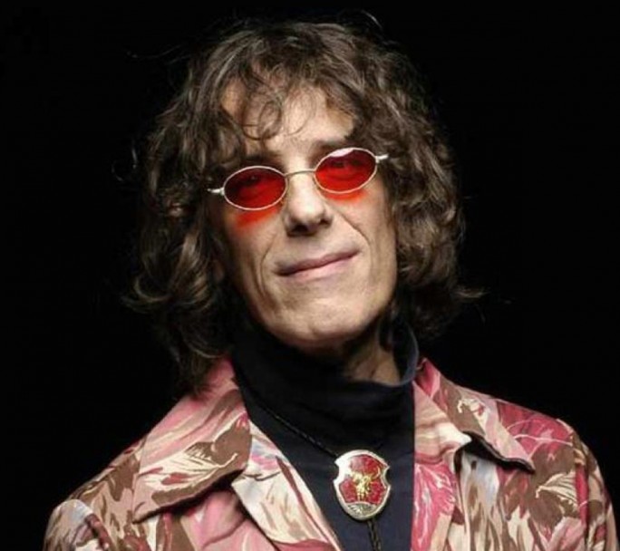 Suben a las tiendas digitales el unplugged "Estrelicia" de Spinetta y lo editan en vinilo