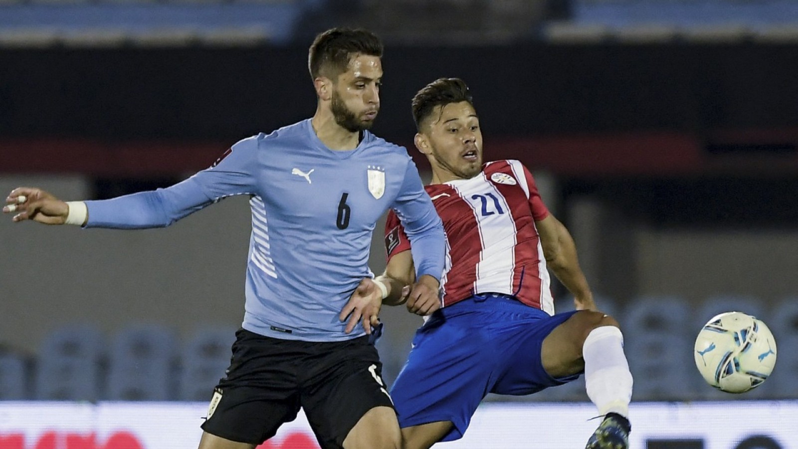 Uruguay y Paraguay se enfrentan en un partido que genera suspicacias