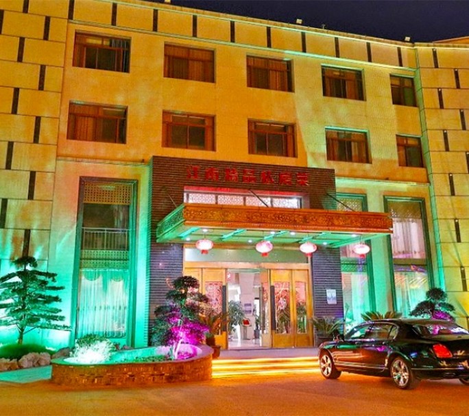 Se derrumbó un hotel en China: hay un muerto y 10 desaparecidos