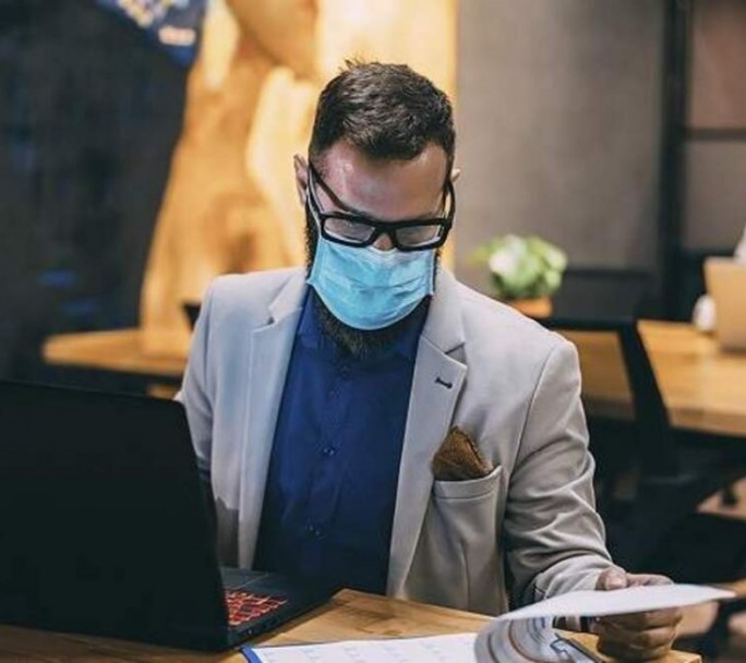 La mitad de las empresas planea aplicar horarios flexibles o modelo mixto de trabajo