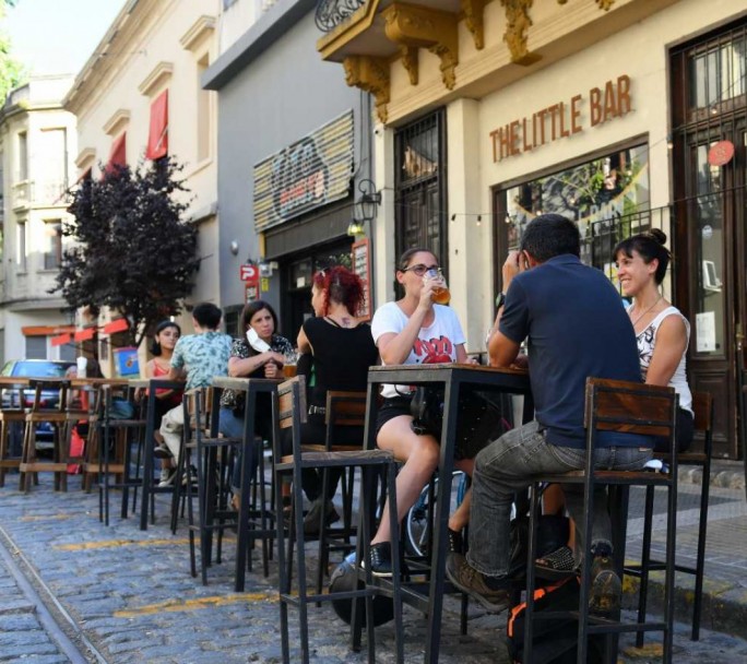 Día del amigo: con menos restricciones, se espera un repunte de consumo y ventas