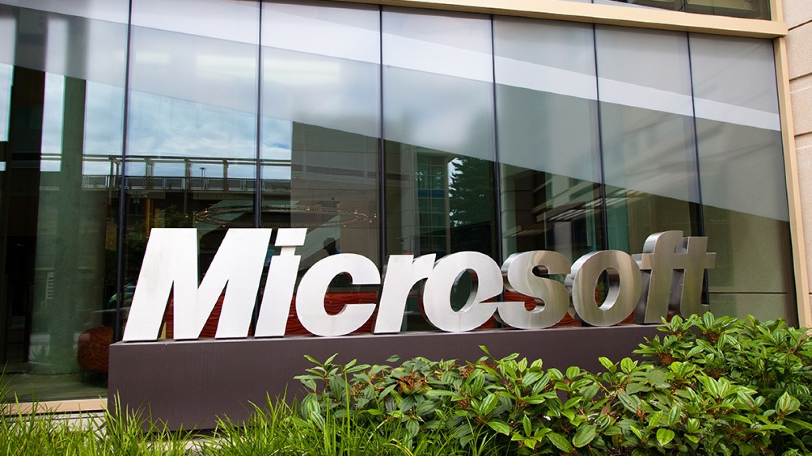 China negó ser responsable de un ciberataque masivo a Microsoft