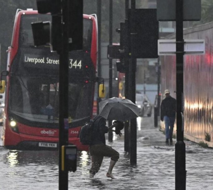 Europa bajo el agua: nuevas inundaciones en Inglaterra y Bélgica
