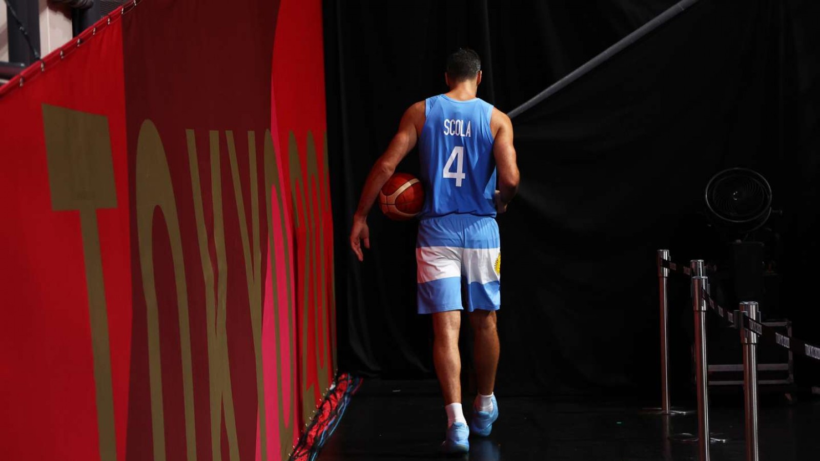 Luis Scola: la despedida de un gigante del Basquet. Gran fotografía de Brian Snyder para Reuters