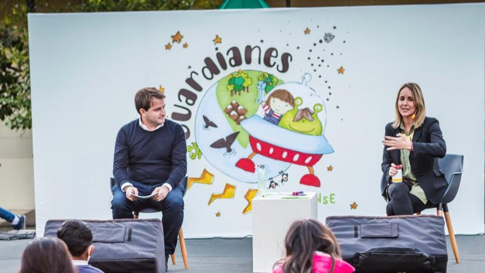 "Guardianes Activense" es el libro que presentaron la Ministra Muzzio y el diputado Alex Campbell