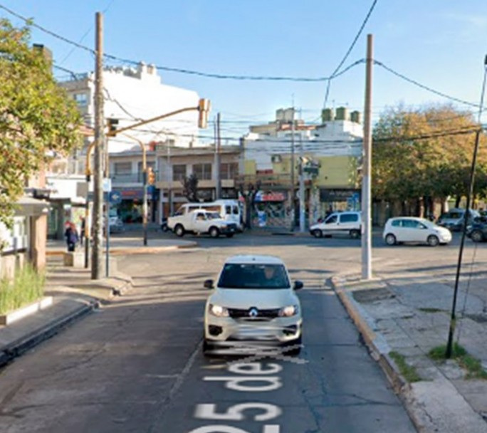 Robo en Ramos Mejía: se llevaron 67 armas de fuego de una camioneta que las transportaba