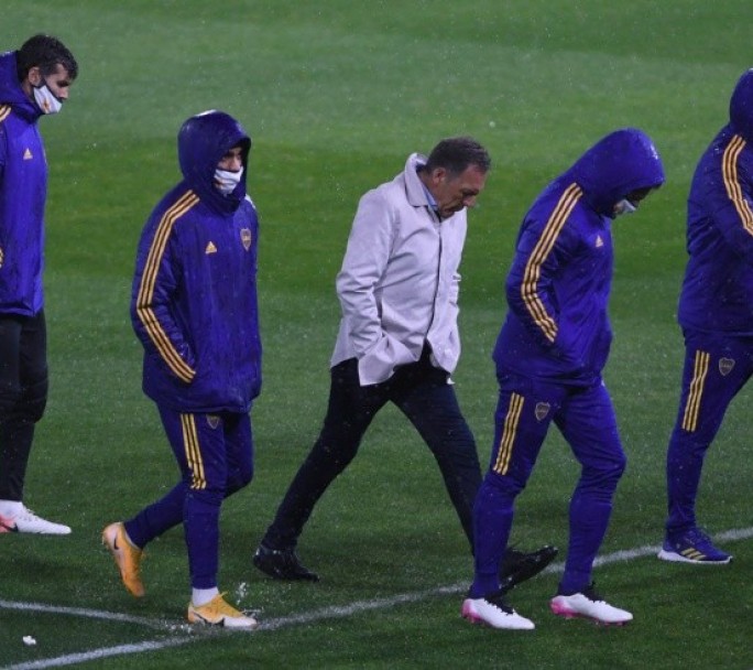 Russo en el predio de Ezeiza: lo citaron a una reunión con el Consejo de Fútbol encabezado por Juan Román Riquelme