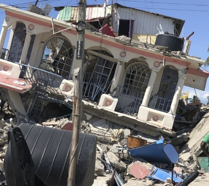 Haití: se saturan hospitales y aumentan las víctimas del sismo, habló el Gobierno