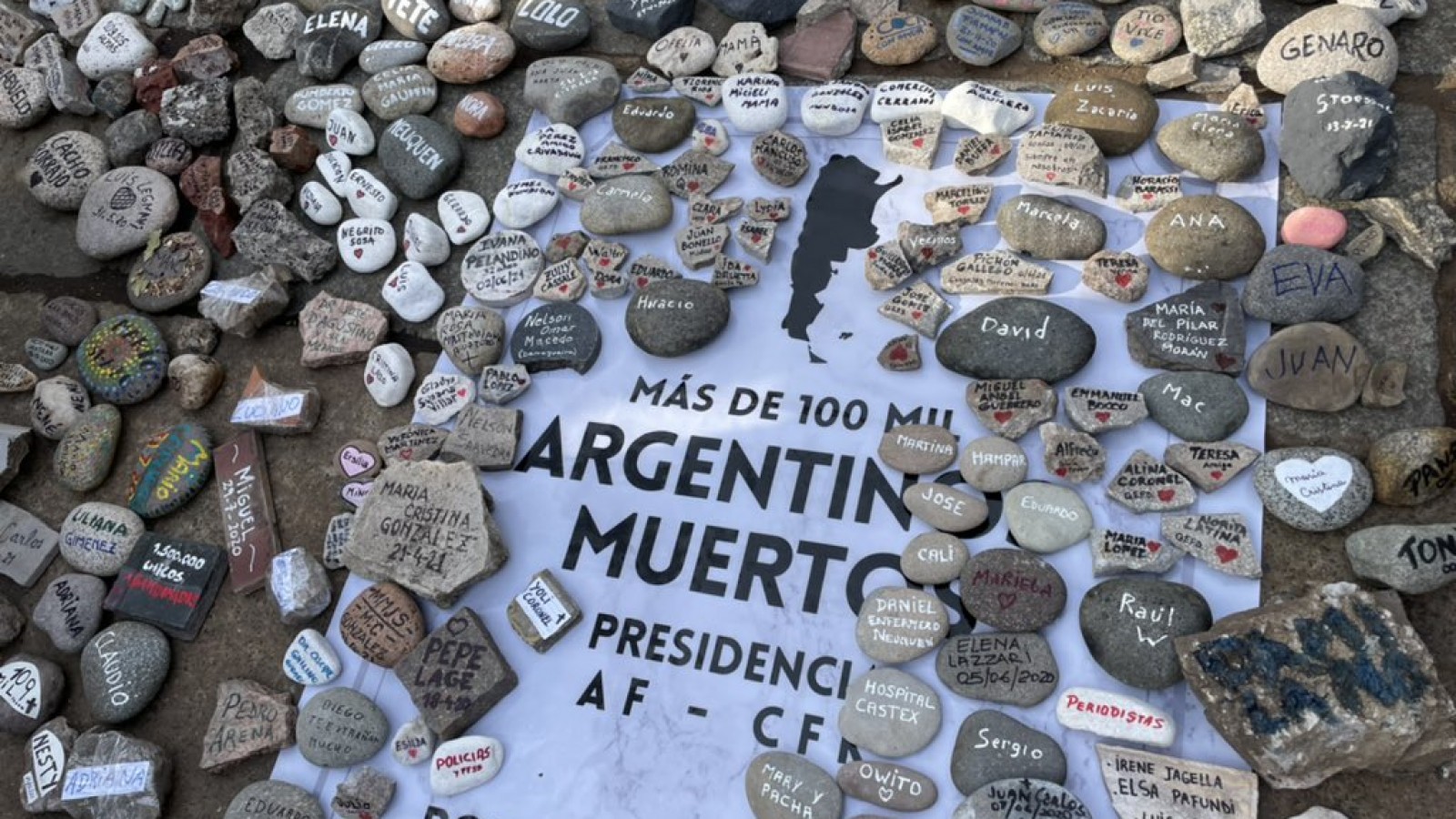 Diputados piden mediante cautelar, que las piedras de la marcha están en un lugar público