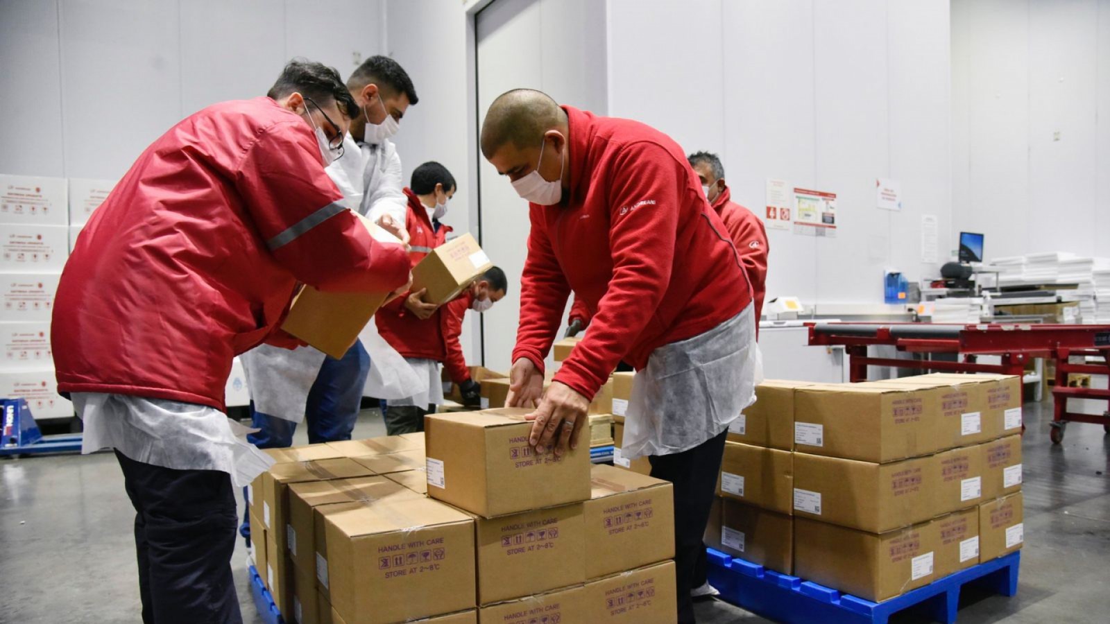 Sigue la distribución a todo el país del componente 2 producido en Argentina