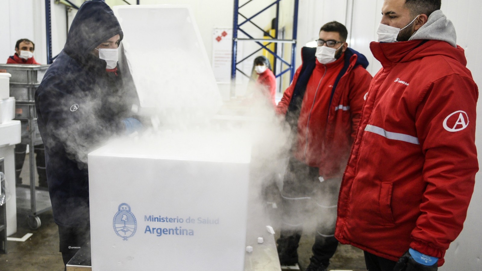 Comienza la distribución de más de 1,4 millones de vacunas Sputnik V, Pfizer, Moderna y Cansino